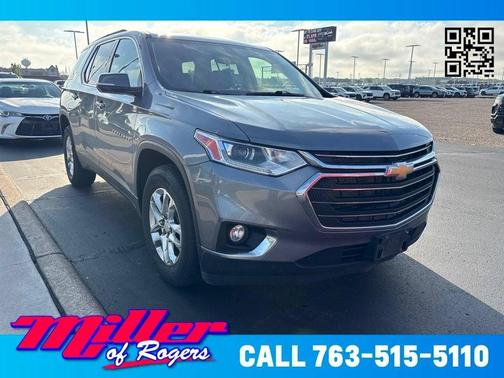 Satin Steel Metallic 2020 Chevrolet Traverse LT Cloth