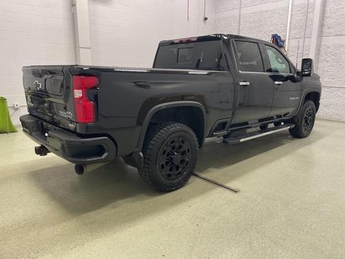 2022 Chevrolet Silverado 3500 High Country