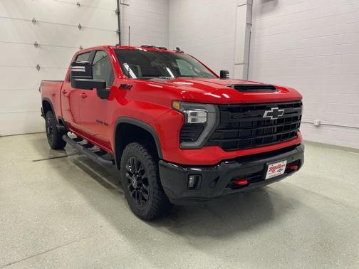 2025 Chevrolet Silverado 3500 LT