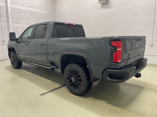 2025 Chevrolet Silverado 3500 LTZ