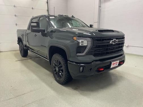 2025 Chevrolet Silverado 3500 LTZ