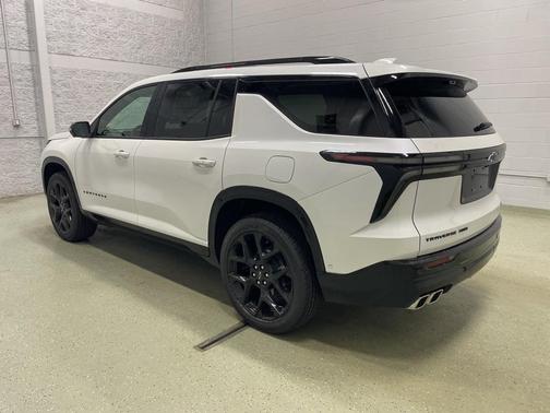 2025 Chevrolet Traverse RS