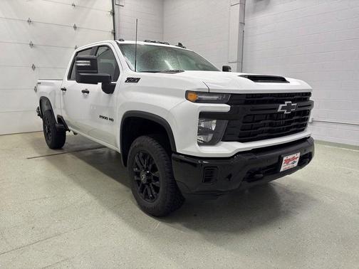 2026 Chevrolet Silverado 2500 Custom