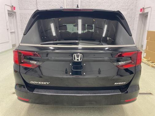 2024 Honda Odyssey Sport