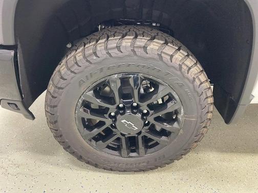 2025 Chevrolet Silverado 2500 LTZ