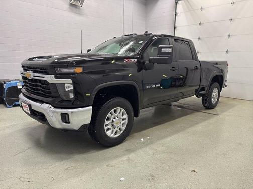 2026 Chevrolet Silverado 3500 LT