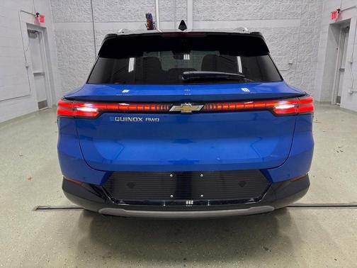 2026 Chevrolet Equinox EV LT 2