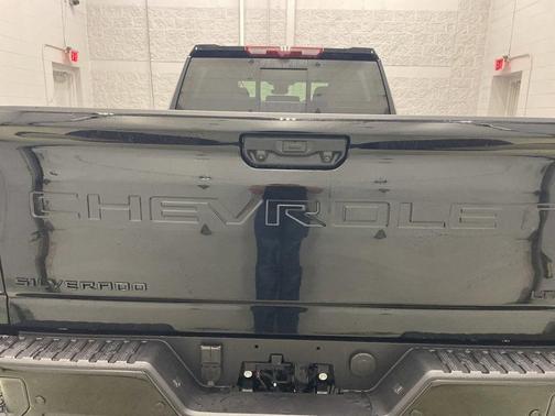 2025 Chevrolet Silverado 3500 LTZ