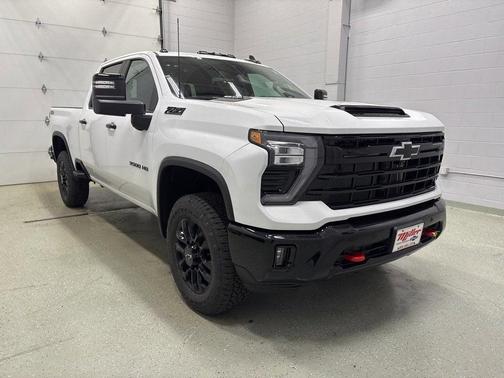 2026 Chevrolet Silverado 3500 LT