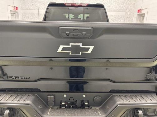 2026 Chevrolet Silverado 2500 ZR2