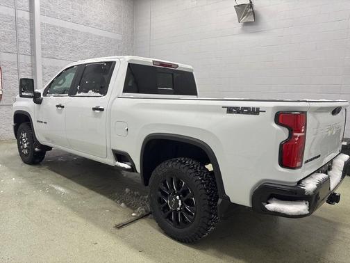 2026 Chevrolet Silverado 3500 LT