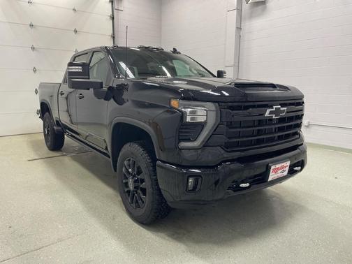 2025 Chevrolet Silverado 3500 High Country