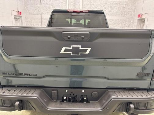 2026 Chevrolet Silverado 2500 ZR2