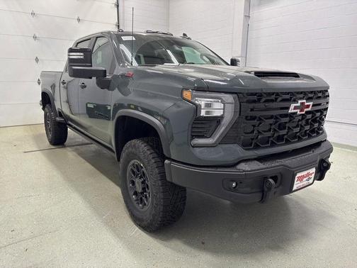 2026 Chevrolet Silverado 2500 ZR2