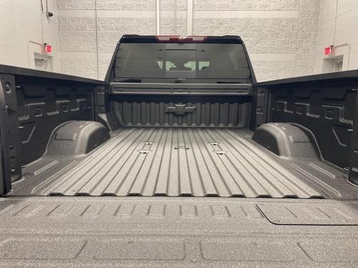 2025 Chevrolet Silverado 3500 High Country