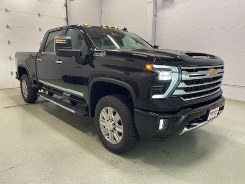 2025 Chevrolet Silverado 3500 High Country
