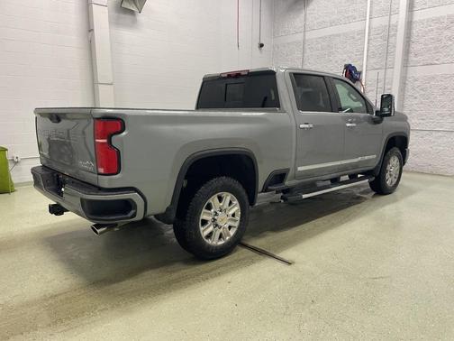 2025 Chevrolet Silverado 3500 High Country