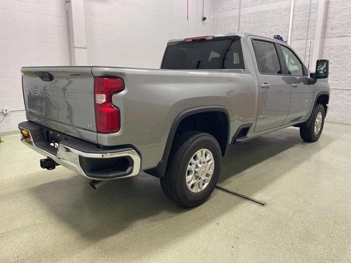 2025 Chevrolet Silverado 3500 LT
