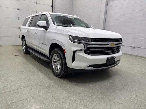 2024 Chevrolet Suburban LT