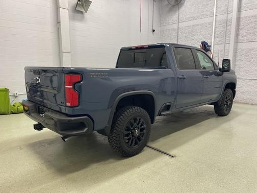 2025 Chevrolet Silverado 2500 LT