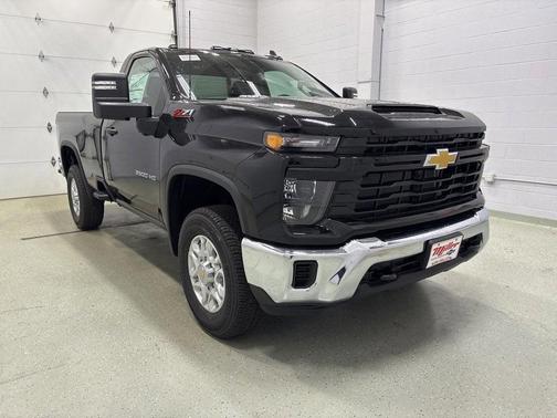 2026 Chevrolet Silverado 3500 WT