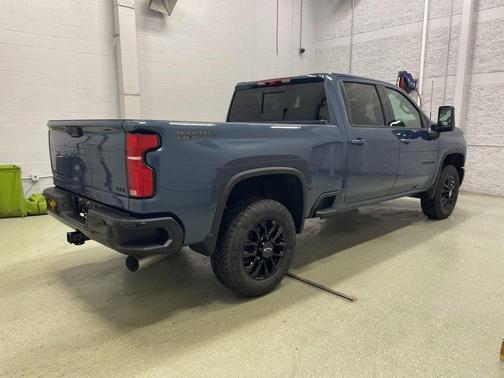 2025 Chevrolet Silverado 3500 LTZ