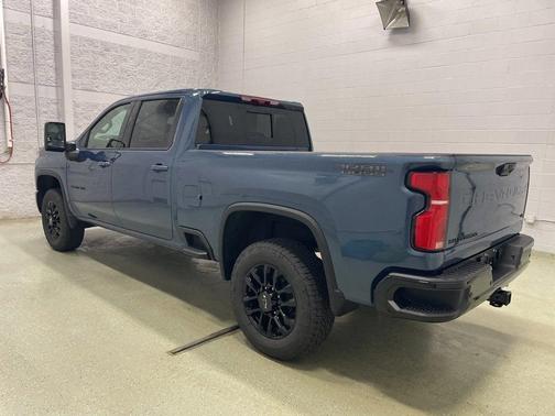 2025 Chevrolet Silverado 3500 LTZ