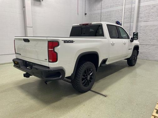 2025 Chevrolet Silverado 3500 LT