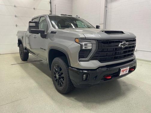 2025 Chevrolet Silverado 3500 LTZ