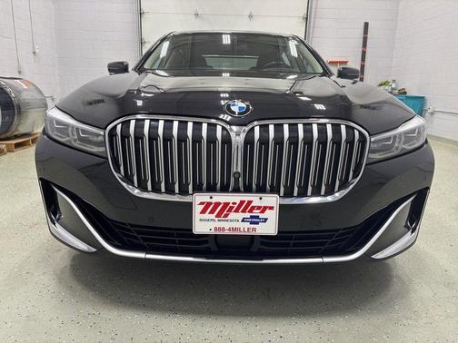 2021 BMW 740 i xDrive