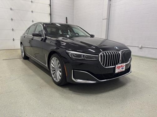 2021 BMW 740 i xDrive