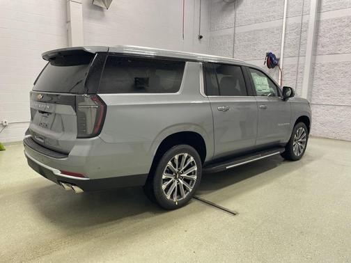 2025 Chevrolet Suburban High Country