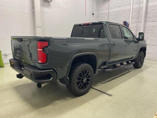 2025 Chevrolet Silverado 3500 LTZ