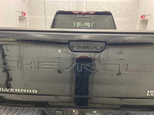 2022 Chevrolet Silverado 3500 High Country