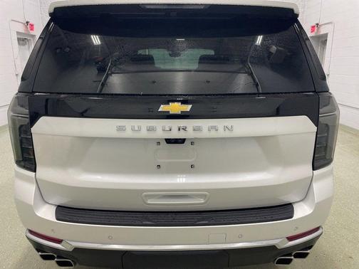 2025 Chevrolet Suburban High Country