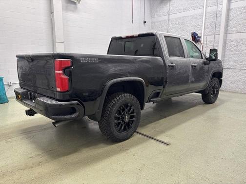 2026 Chevrolet Silverado 3500 LT