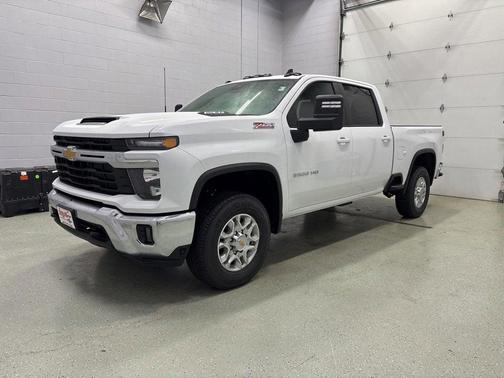 2026 Chevrolet Silverado 3500 LT
