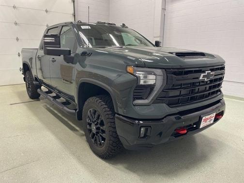 2025 Chevrolet Silverado 3500 LTZ