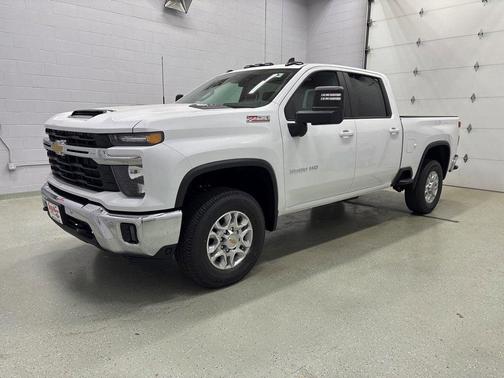 2026 Chevrolet Silverado 3500 LT