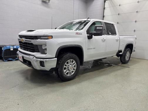 2026 Chevrolet Silverado 3500 LT