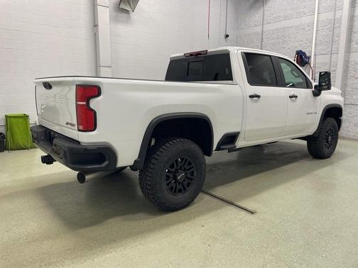 2025 Chevrolet Silverado 2500 ZR2