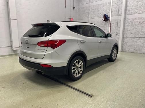 2016 Hyundai Santa Fe Sport 2.0L Turbo