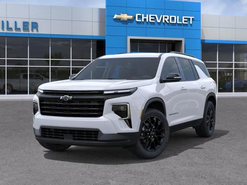 Polar White 2026 Chevrolet Traverse LT