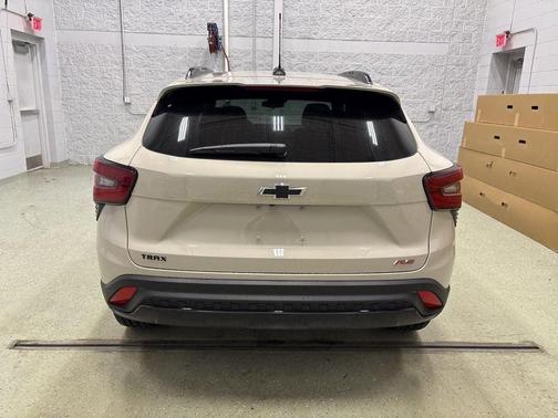White Sand 2026 Chevrolet Trax 2RS