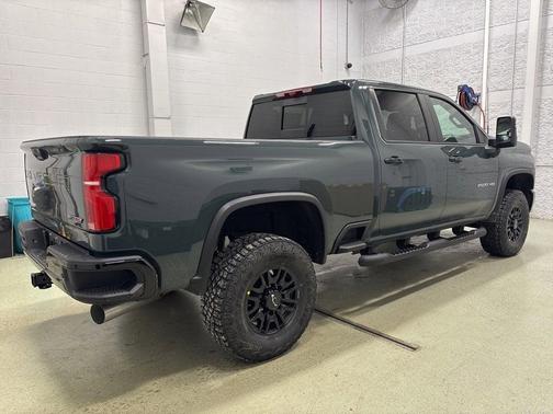 2026 Chevrolet Silverado 2500 ZR2