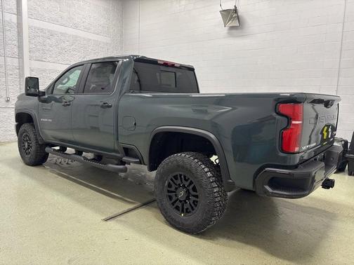 2026 Chevrolet Silverado 2500 ZR2