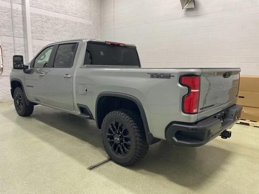 2025 Chevrolet Silverado 3500 LT