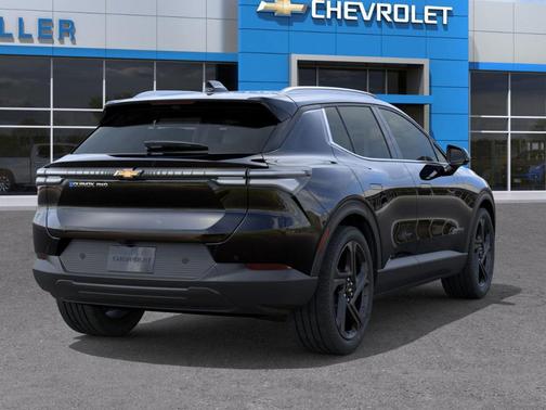 2026 Chevrolet Equinox EV LT 2