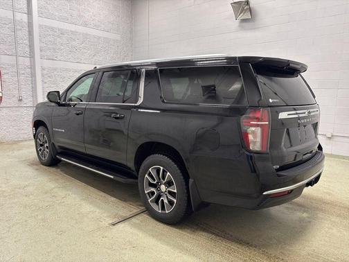 2021 Chevrolet Suburban LT