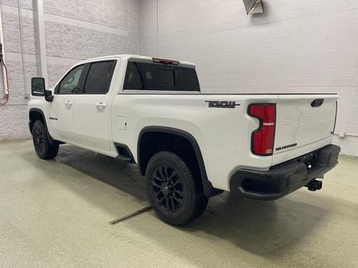 2025 Chevrolet Silverado 3500 LTZ